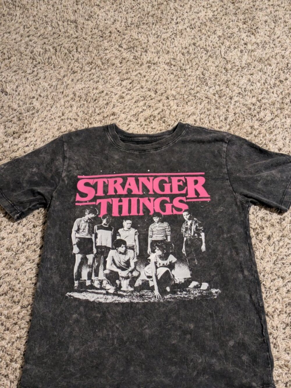Stranger Things Size XS Black And Pink Shortsleeved T-Shirt